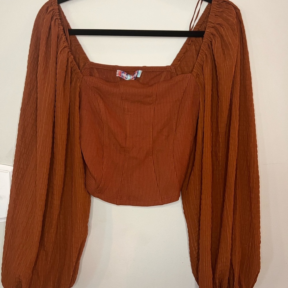 Urban Outfitters NWT Claudia Rust Puff Sleeve Top- NWT - Picture 2 of 7